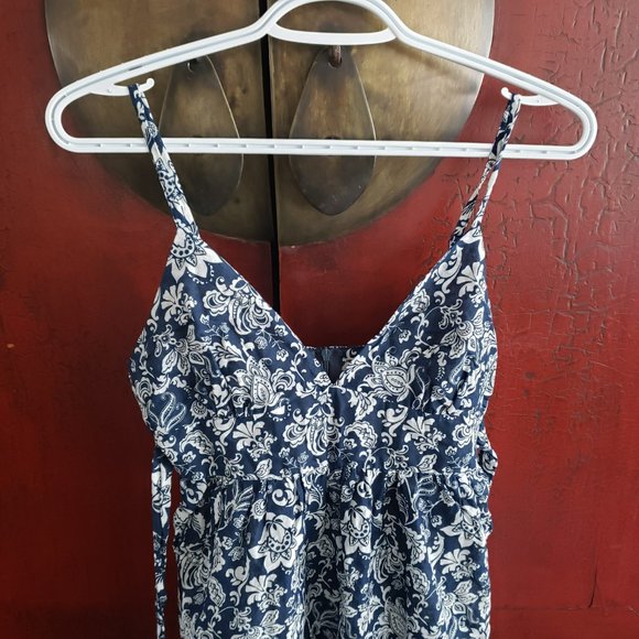 (NWOT) Adjustable Spaghetti Straps Blue White Floral Midi Sun Dress -Siz… - Picture 2 of 9